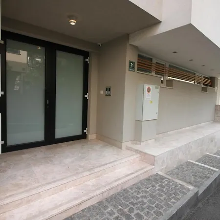 Kapa Apartment
