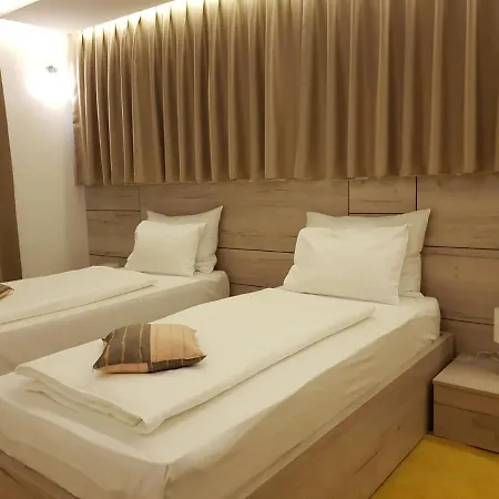 Kapa Apartment *
